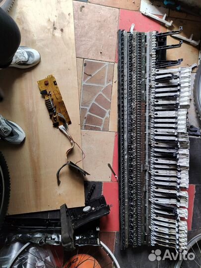 Электронное пианино casio-130(на запчасти)