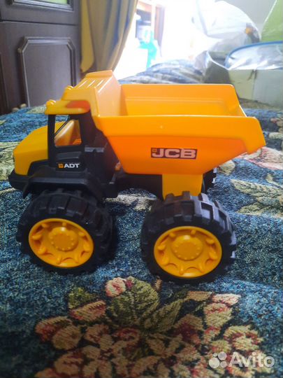 Машинка детская JCB