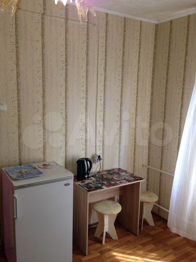 Комната 13 м² в 4-к., 2/2 эт.