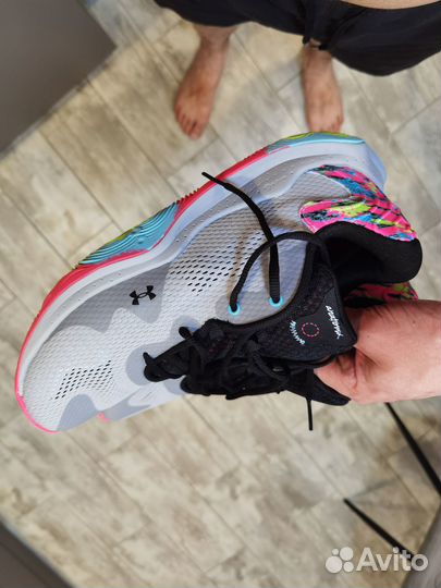 Кроссовки under armour