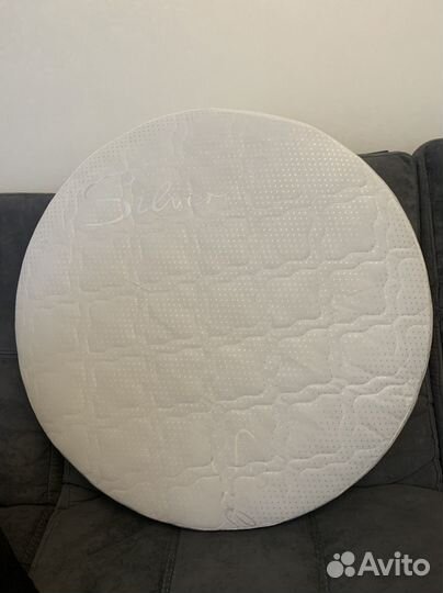 Матрас детский новый 75x75