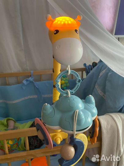 Колыбель Жираф с проектором музыкой и пультом ду