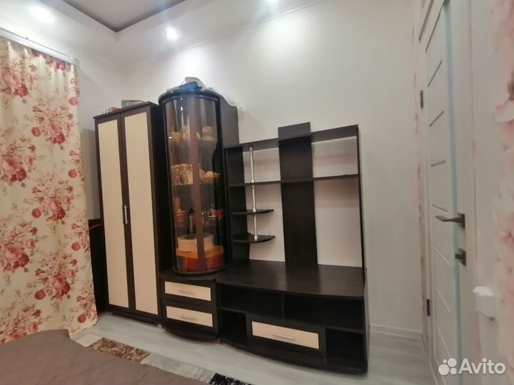 Стенка в гостиную бу