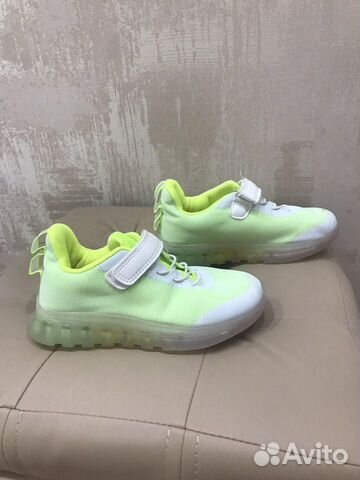 Кроссовки 29