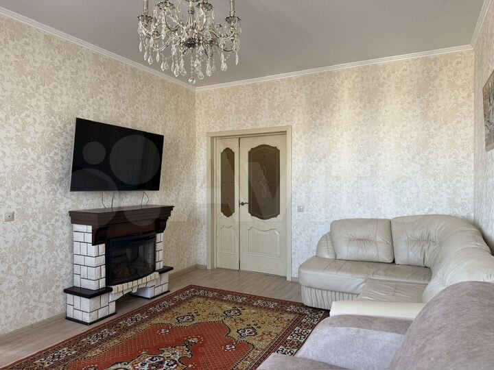 2-к. квартира, 83 м², 13/14 эт.