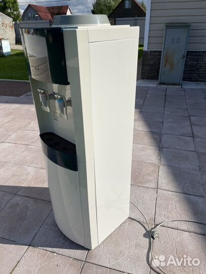 Кулер для воды