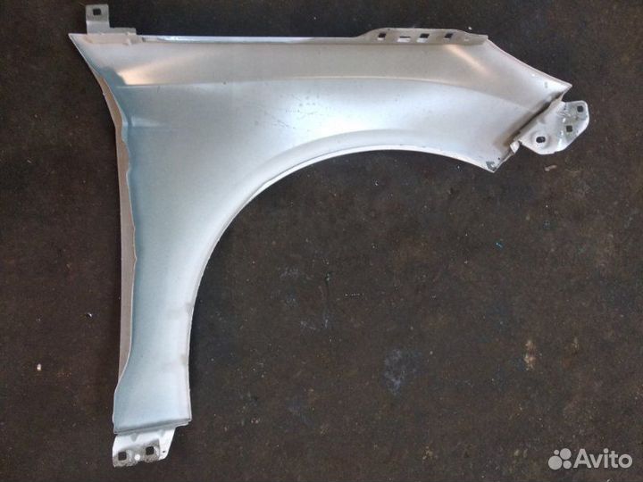 Крыло переднее левое Ford Focus 3 2011-2019