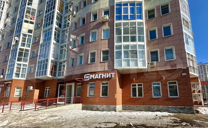 Помещение с арендатором - 362 м²