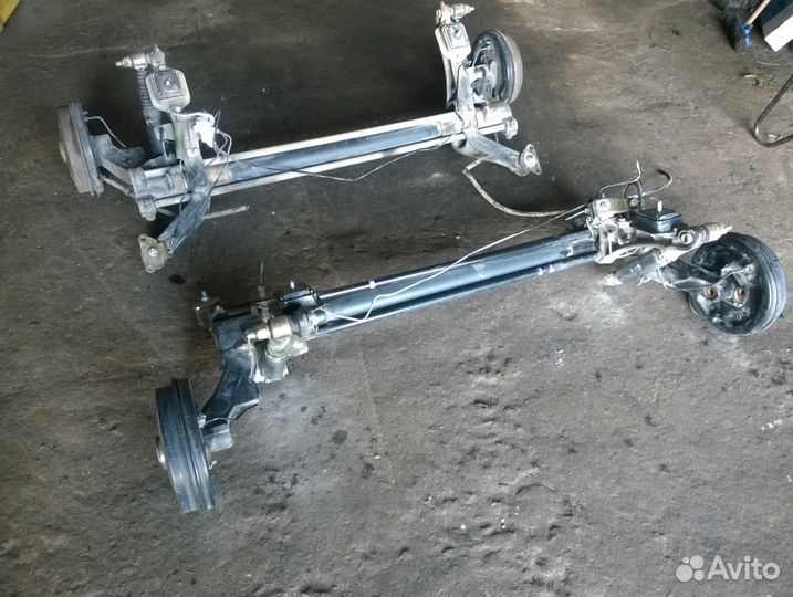 Задние балки Ситроен Берлинго,Пежо 206