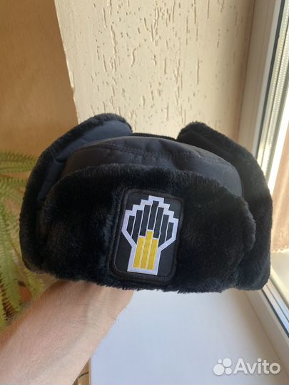 Мужская шапка роснефть