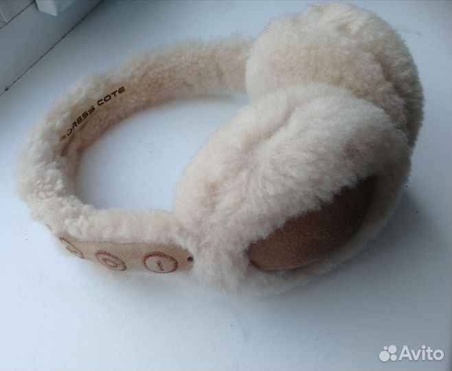 Беспроводные наушники