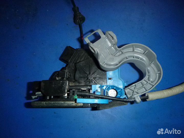 Замок двери задней левой KIA ceed II 2012-2018