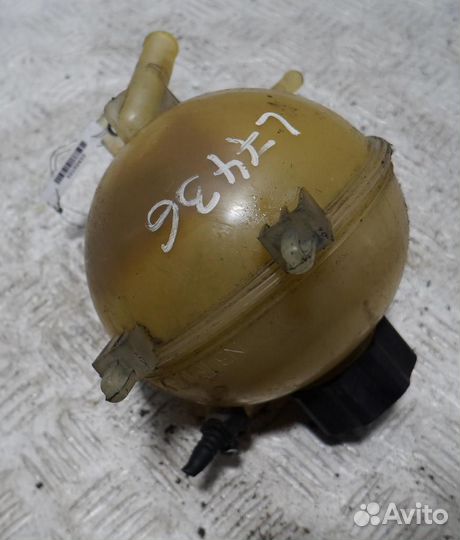 Бачок расширительный Peugeot 206