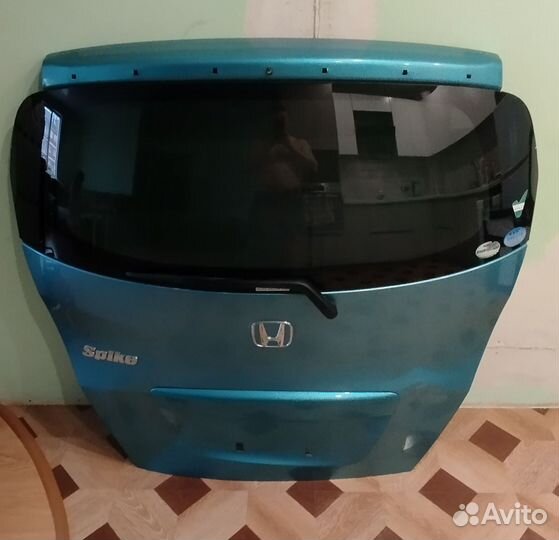 Дверь багажника honda freed spike