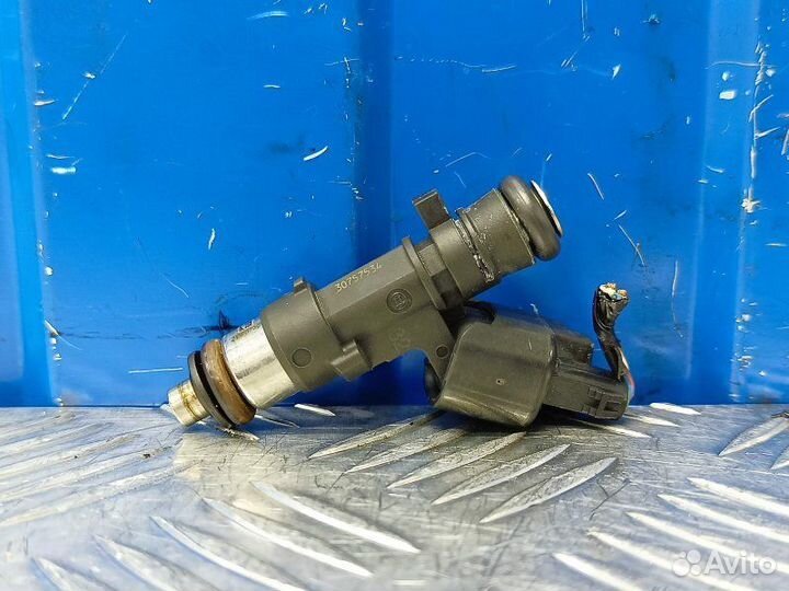Форсунка Volvo V70 3 2.5 B5254T10 2010
