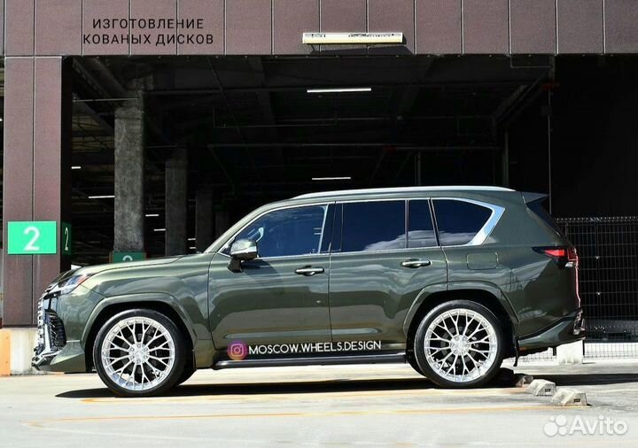 Кованые диски R22 на lexus LX600 J300