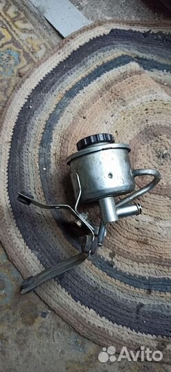 Бачок гура Toyota Altezza sxe10 3sge