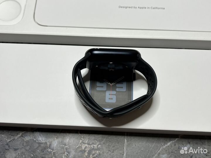 Часы Apple Watch SE 2nd Gen 2022 44 mm 100 акб