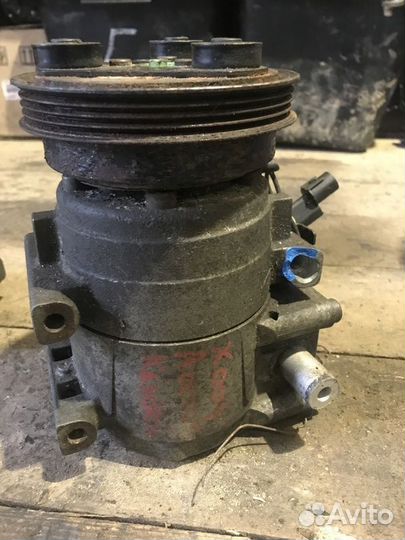 Компрессор кондиционера Hyundai Accent