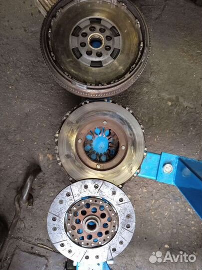 Комплект сцепления двухмассовый для Volkswagen T4