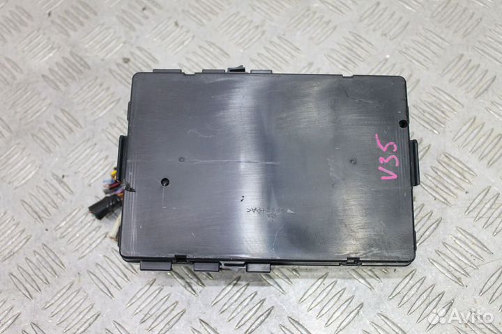 Блок предохранителей Skyline V35 Infiniti G35 V35