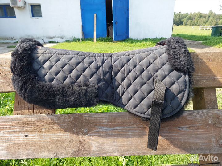 Меховушка под седло