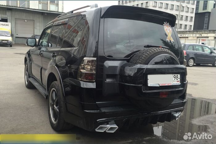 Задний бампер GT Mitsubishi Pajero 4