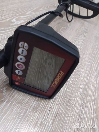 Металлоискатель fisher f44