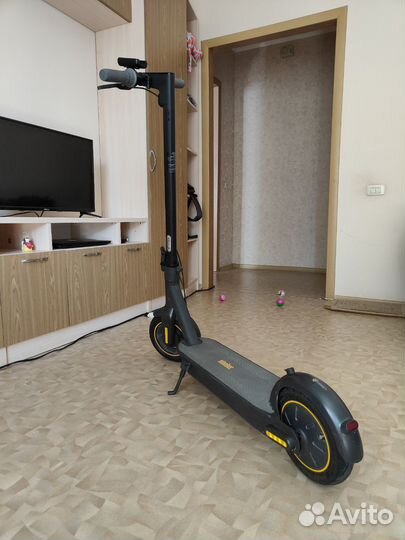 Электросамокат Ninebot max g30