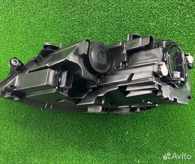 Фара правая Джетта 6