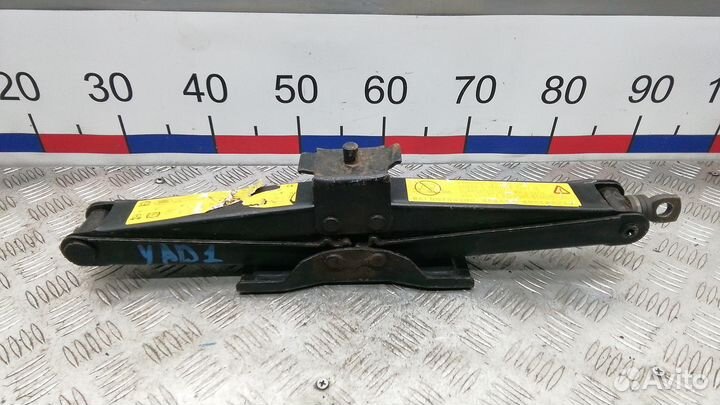 Домкрат на Land Rover Range Rover Sport