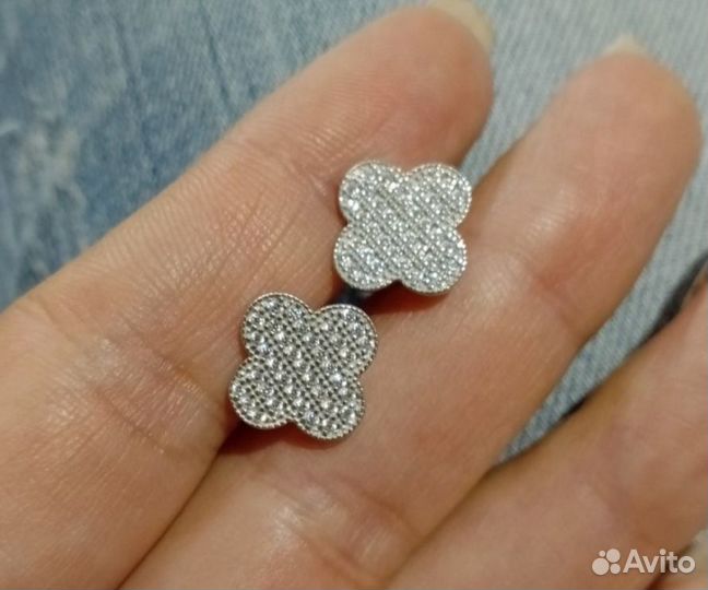 Серебряные серьги