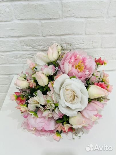 Декоративные цветы в горшках