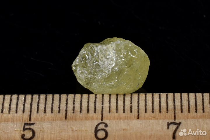 Гранат (гроссуляр). Лот №836