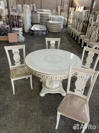 Стол и Стулья