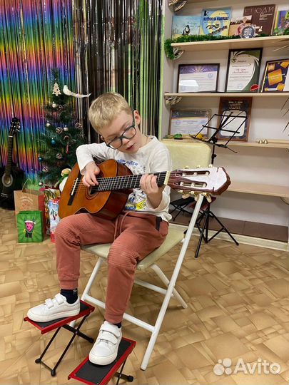 Обучение игре на гитаре