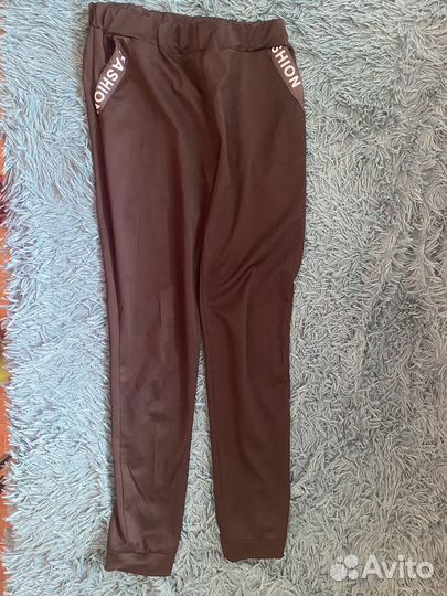 Спортивный костюм женский