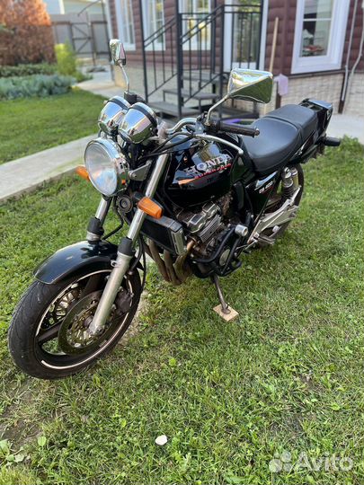 Honda cb 400 sf