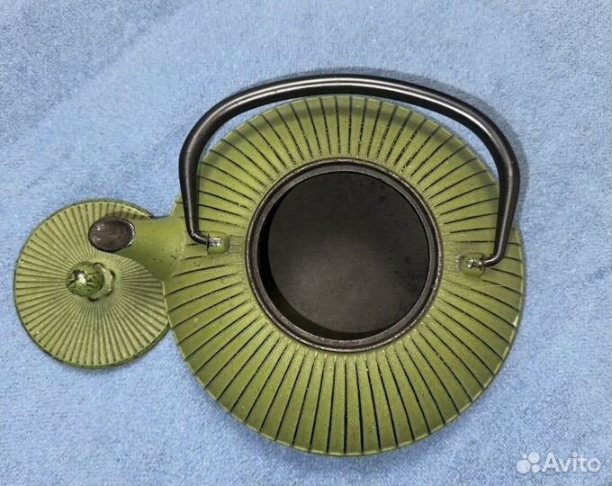 Чайник чугунный 1л