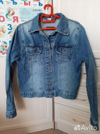 Джинсовая куртка женская 46 размер