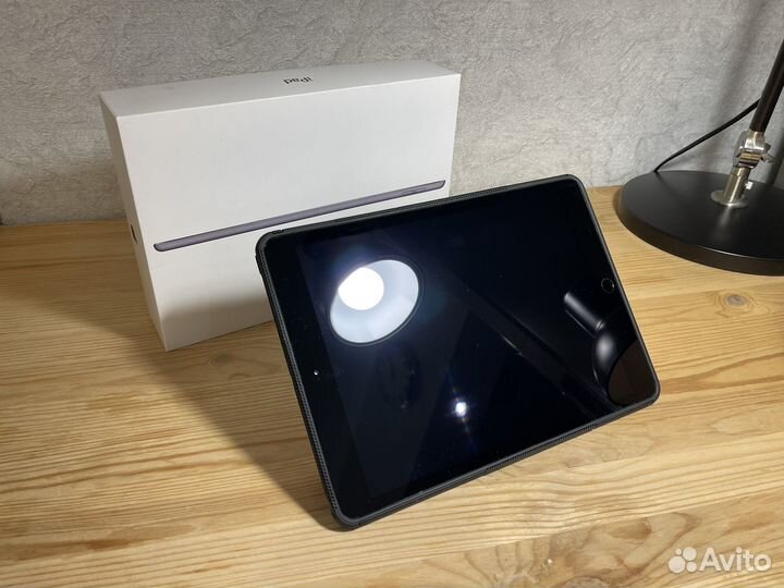 iPad 8 поколения 128 wi-fi