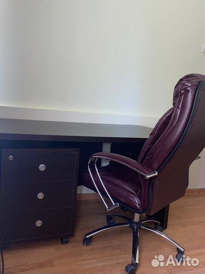 Кабинет руководителя Born Венге Магия