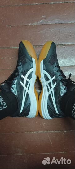 Кроссовки Asics Upcourt 5 Волейбольные