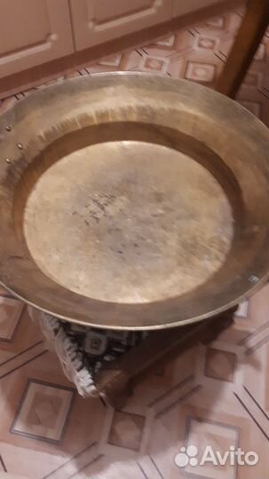 Медный таз сковорода