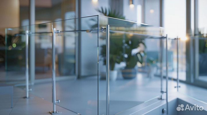 Стеклянное ограждение лестницы на заказ