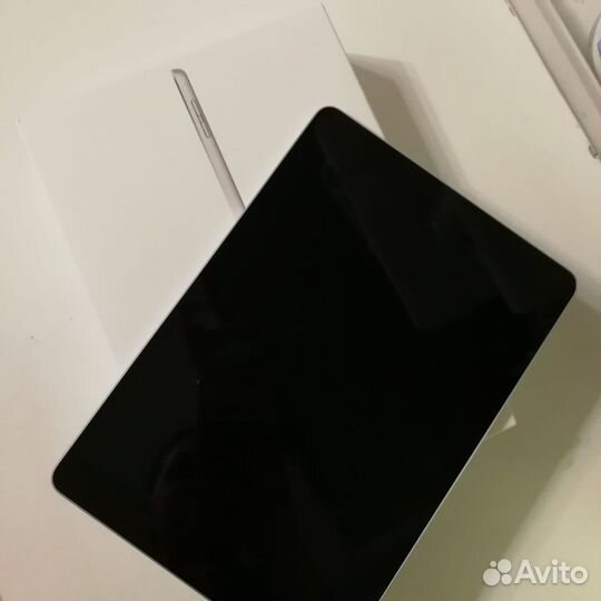 iPad(9th generation) 64 гб Wi-Fi