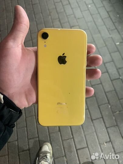 iPhone Xr, 64 ГБ