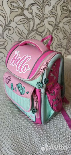 Ранец школьный для вашей дочки