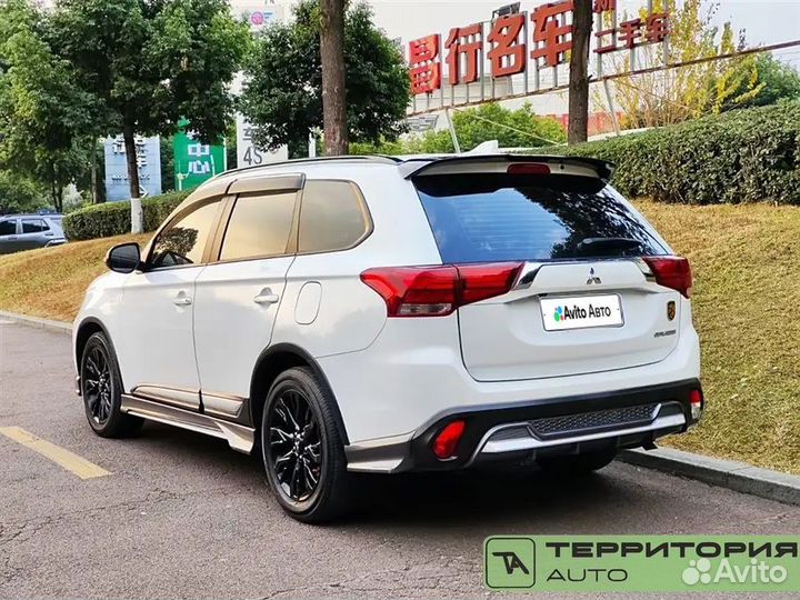 Mitsubishi Outlander 2.0 CVT, 2021, 54 000 км