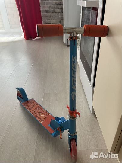 Продам детский самокат